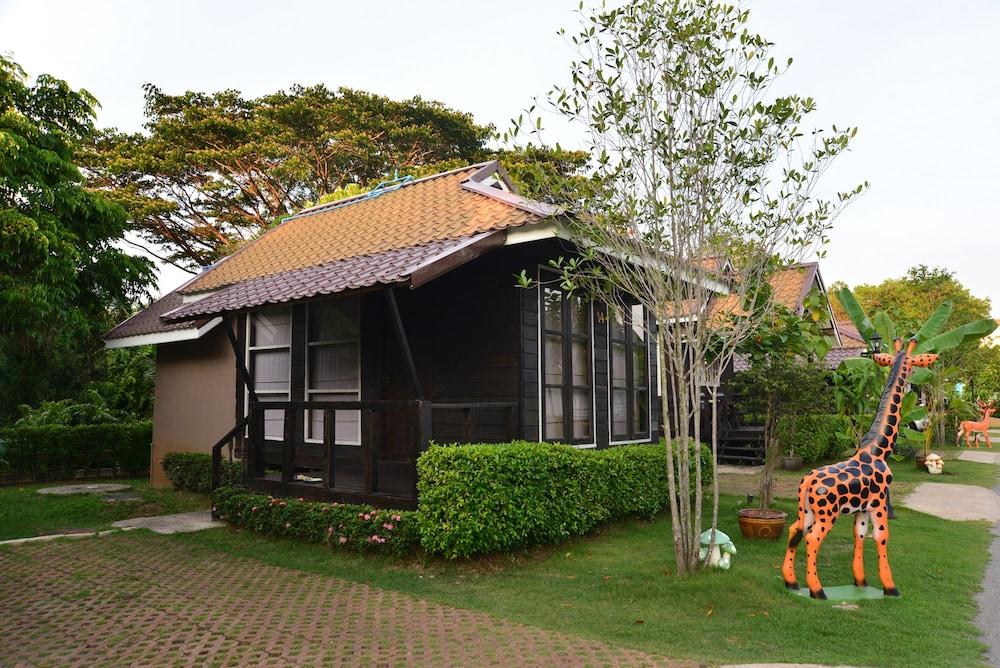 Chanpraya Resort Chanthaburi Exteriör bild