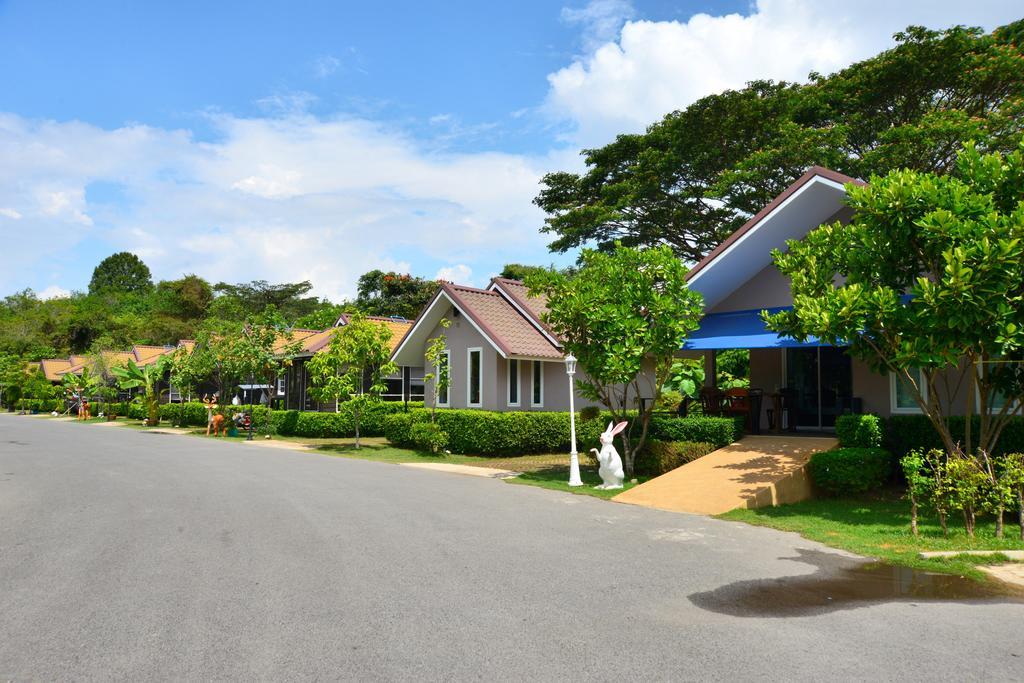 Chanpraya Resort Chanthaburi Exteriör bild