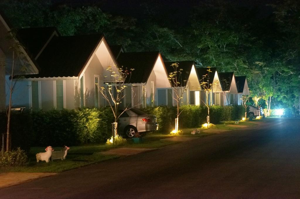 Chanpraya Resort Chanthaburi Exteriör bild